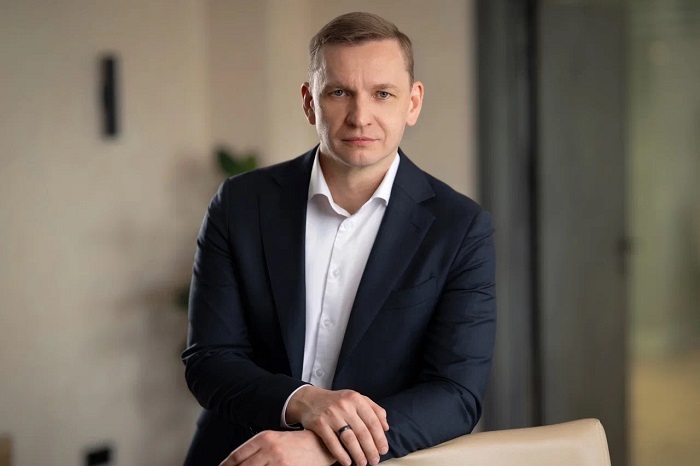 Генеральный директор «Славнефть-Мегионнефтегаза» Александр Баринов Александр Баринов — генеральный директор «Славнефть-Мегионнефтегаза»