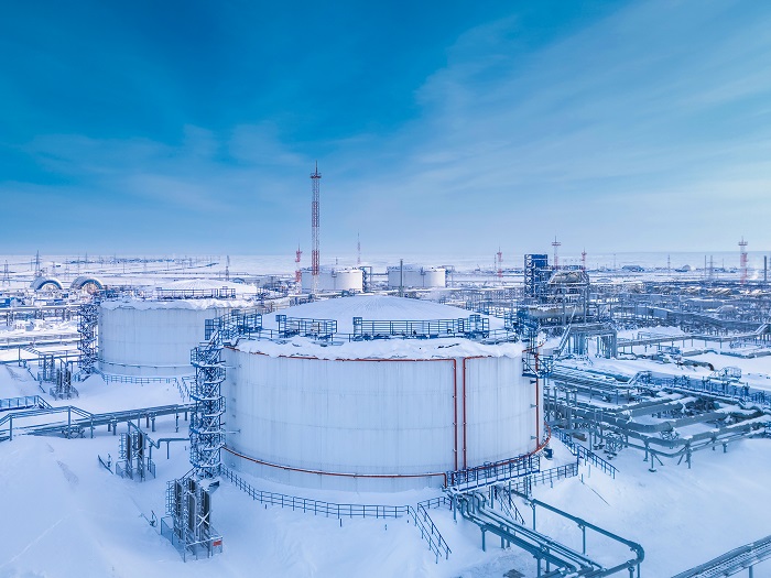 Резервуары с нефтью Мессояхи