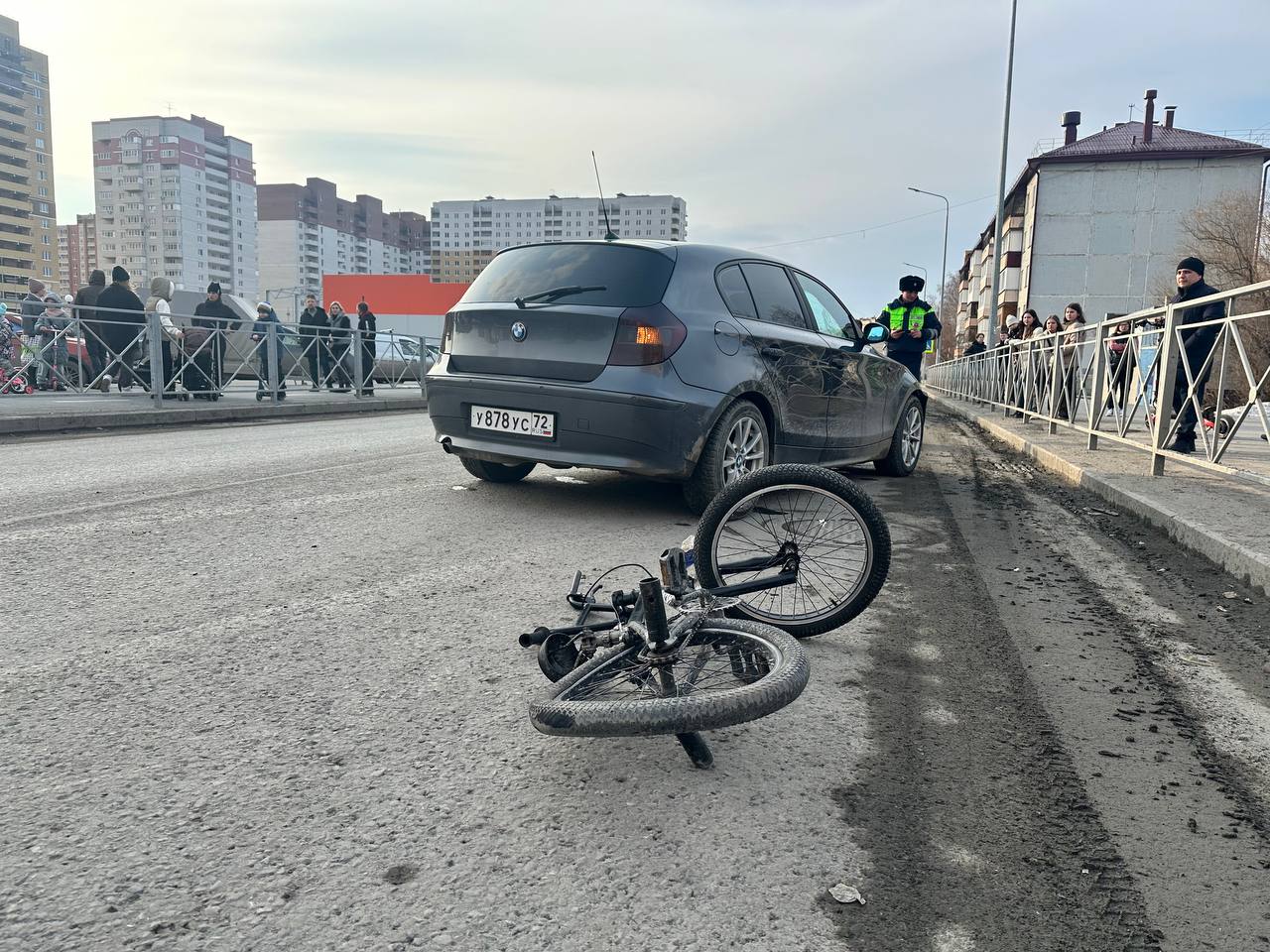 В Тюмени водитель насмерть сбил школьника на пешеходном переходе